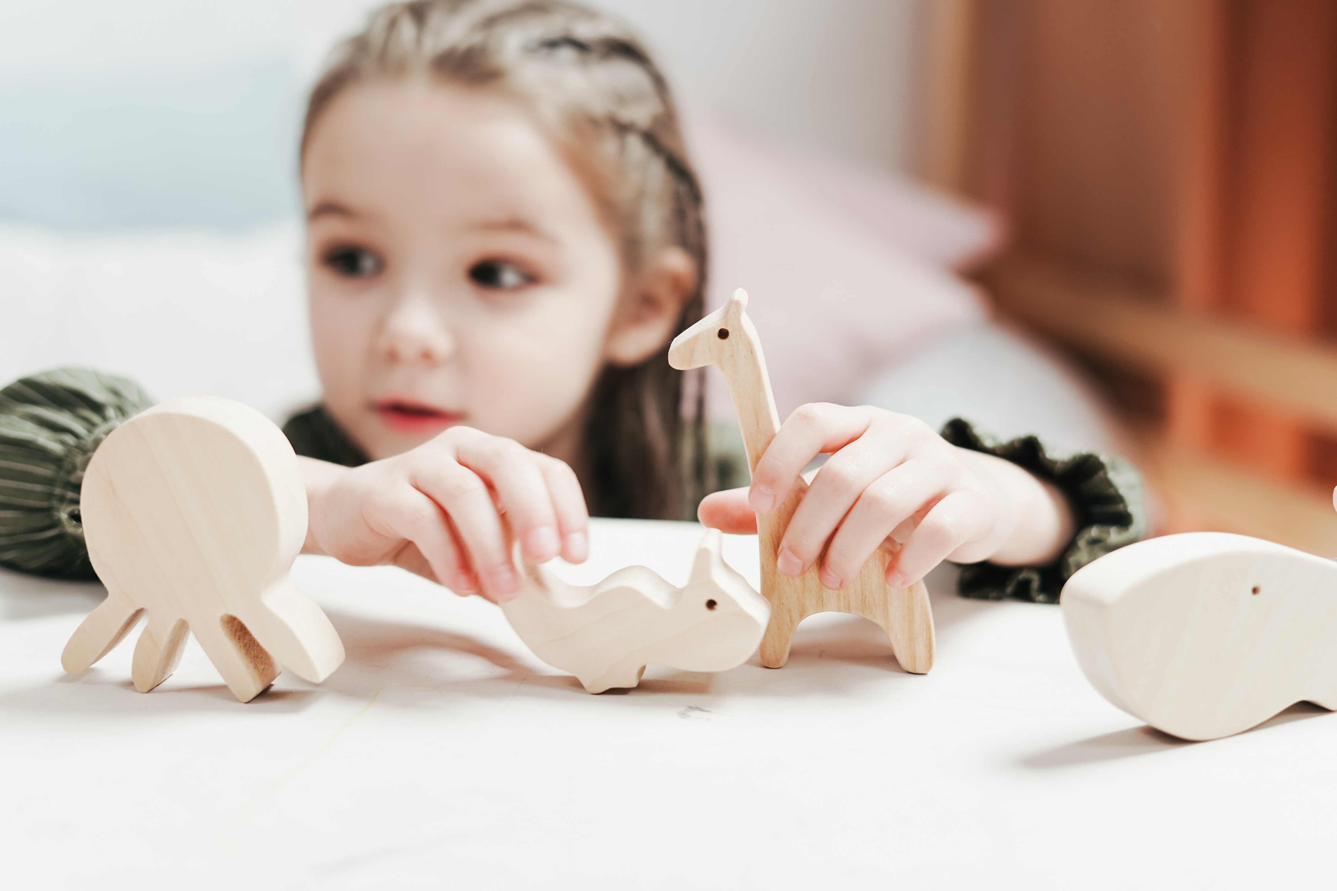 Temukan Keajaiban Mainan Kayu: Pasangan Bermain Sempurna untuk Si Kecil Anda